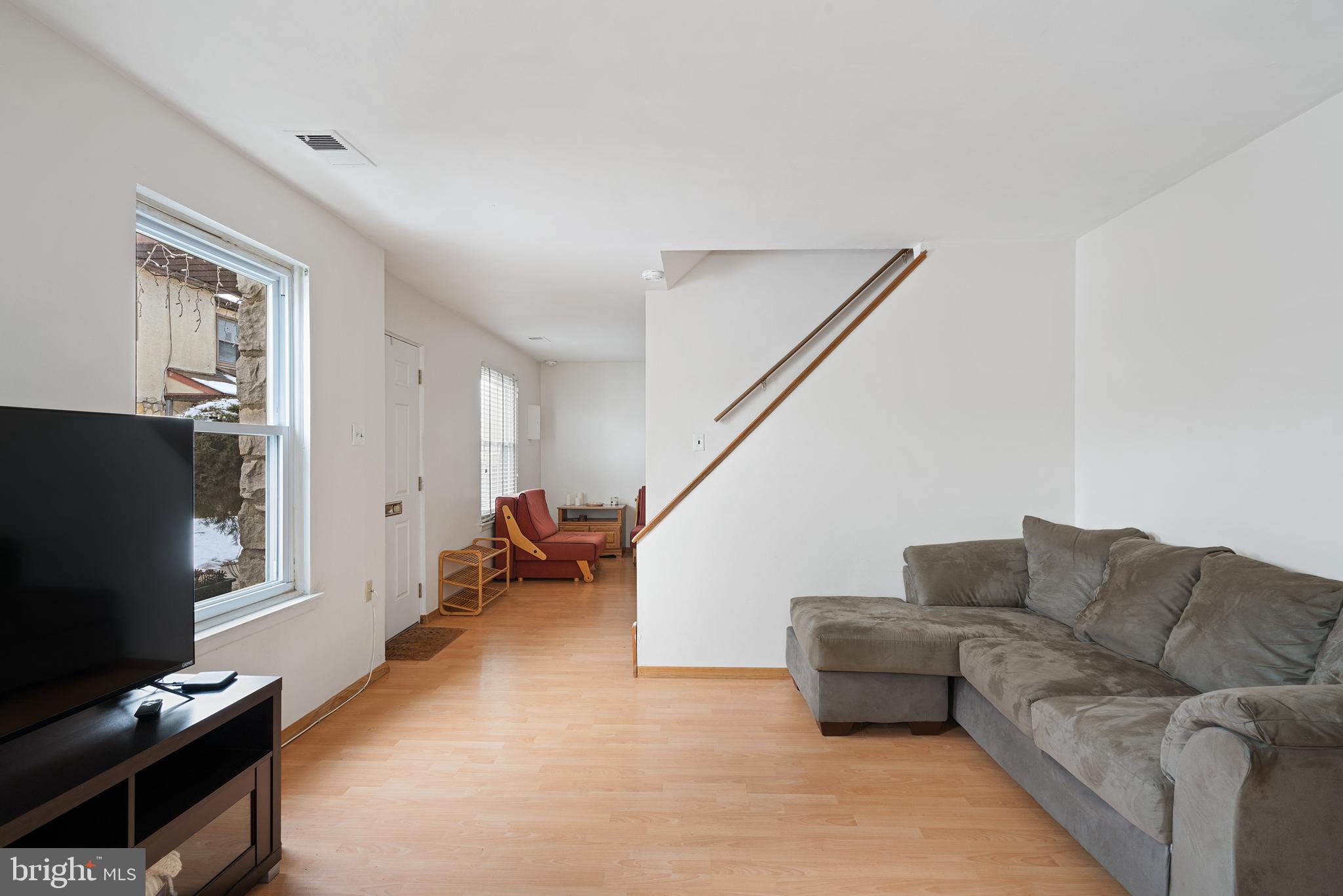 13059 Townsend Road, Unit J11 Philadelphia, PA 19154 - Photo 5 of 28