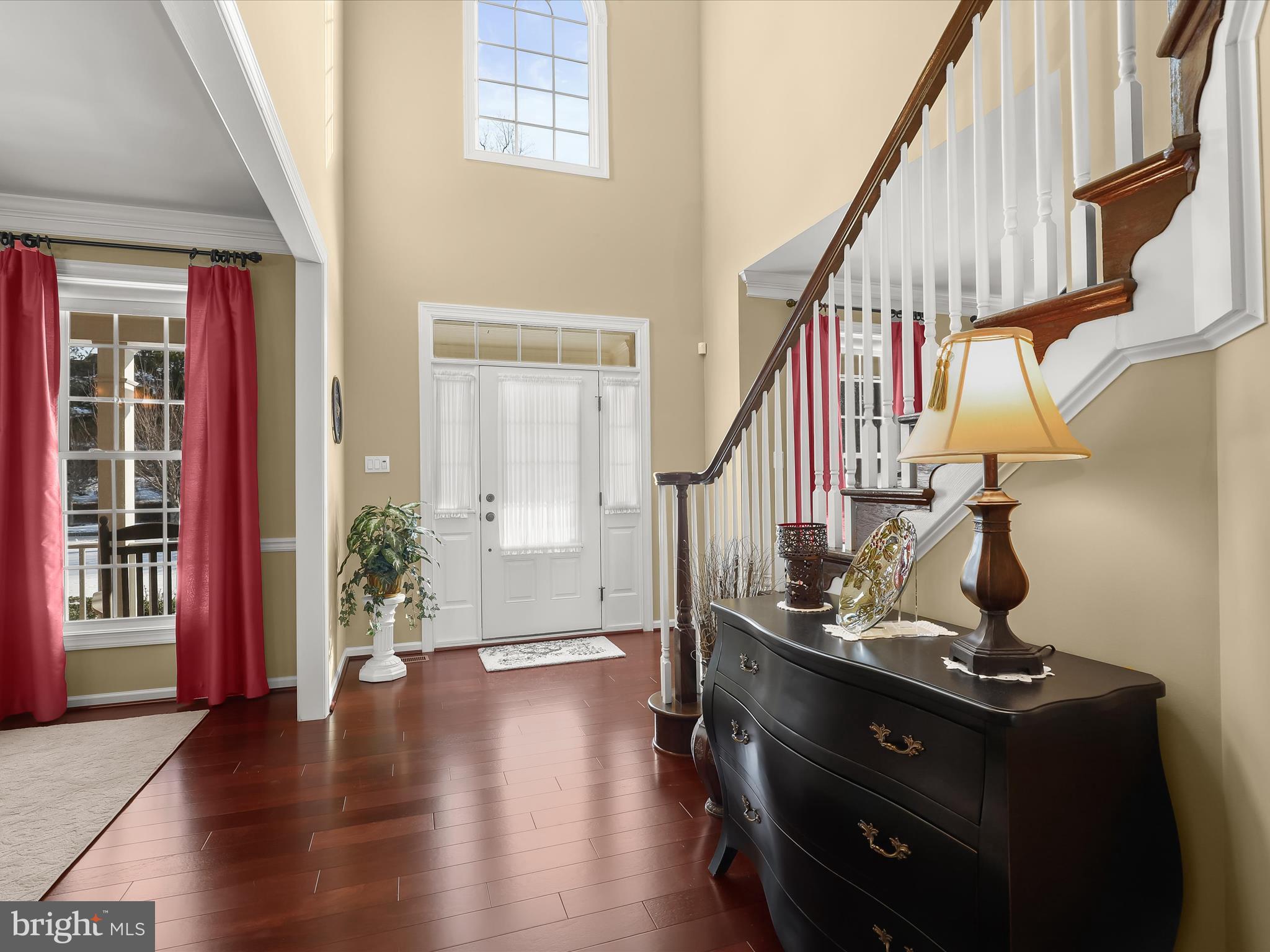 4849 Castlebridge Road Ellicott City, MD 21042 - Photo 3 of 81 Foyer