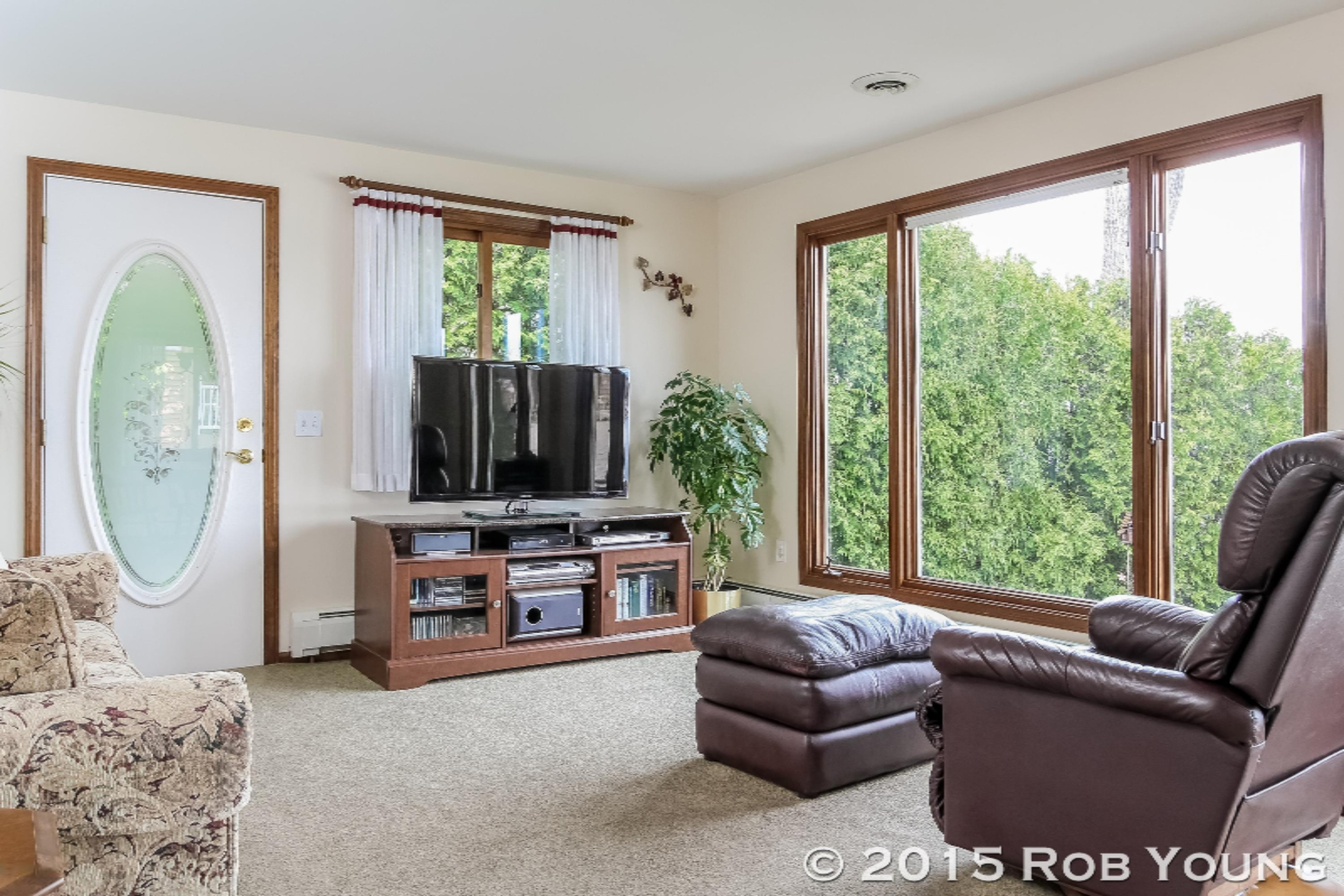 7215 Belding Road Northeast Rockford, MI 49341 - Photo 8 of 32 4LR