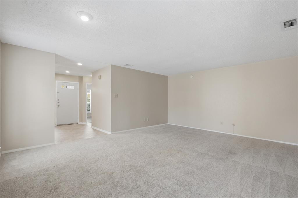 1203 Custer Road Richardson, TX 75080 - Photo 7 of 22 Gallery Image 7