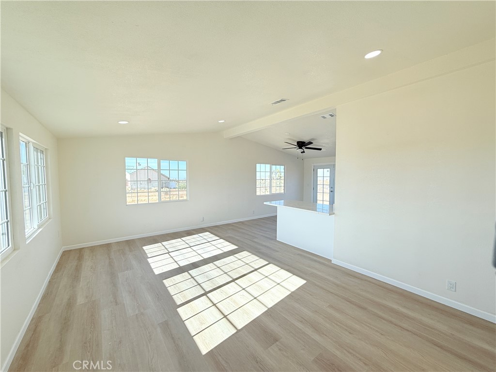 11975 Barbet Road Phelan, CA 92371 - Photo 5 of 26