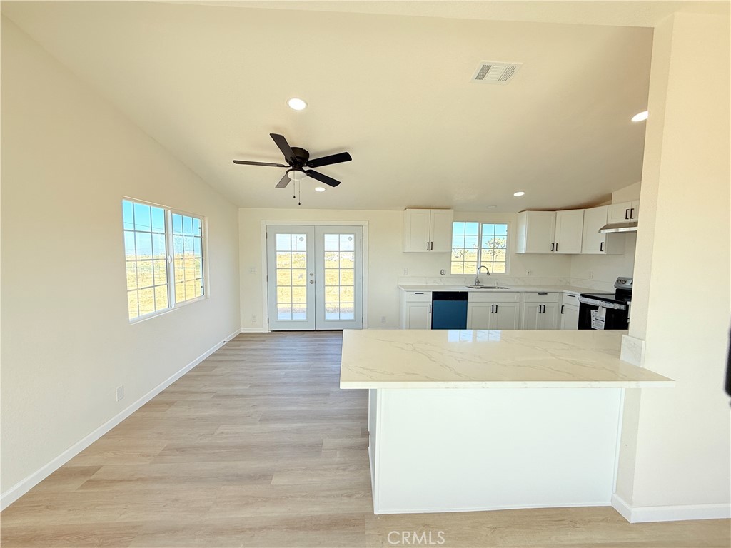 11975 Barbet Road Phelan, CA 92371 - Photo 6 of 26