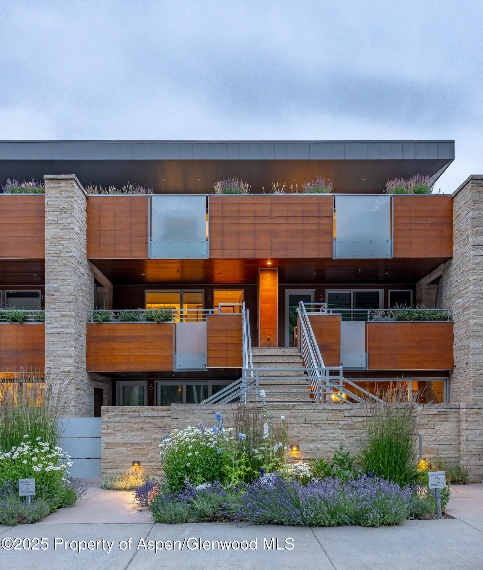 100 East Cooper Avenue, Unit 11 Aspen, CO 81611 - Photo 44 of 44 a front view of a building