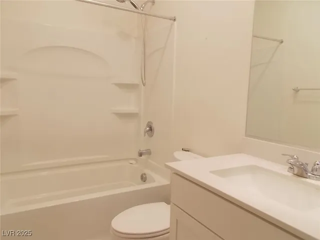 $2,100 | 1613 Roaring Cougar Avenue, North Las Vegas, NV 89086