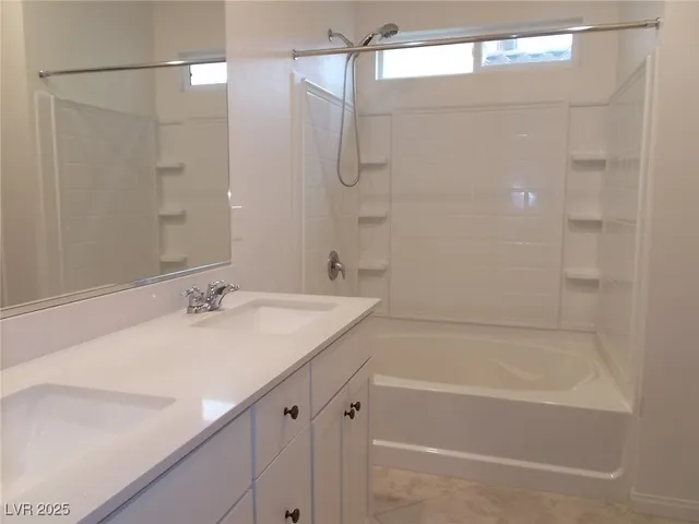 $2,100 | 1613 Roaring Cougar Avenue, North Las Vegas, NV 89086