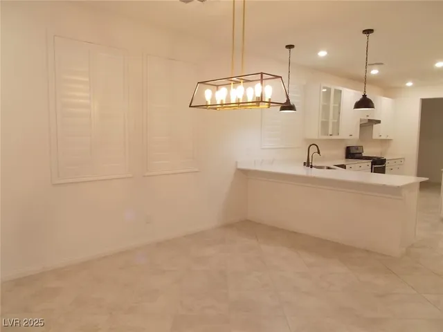 $2,100 | 1613 Roaring Cougar Avenue, North Las Vegas, NV 89086