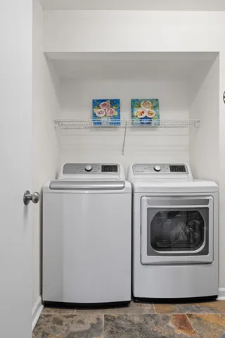 $1,599,000 | 105 Lake View Drive, Muscle Shoals, AL 35661