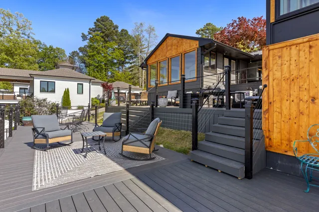 $1,599,000 | 105 Lake View Drive, Muscle Shoals, AL 35661