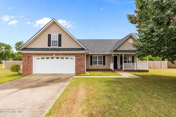 $2,000 | 376 Eastfield Drive, Raeford, NC 28376
