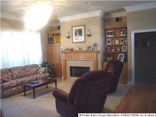 17744 Twin Ridge Avenue Baton Rouge, LA 70817 - Photo 2 of 8 Gallery Image 2