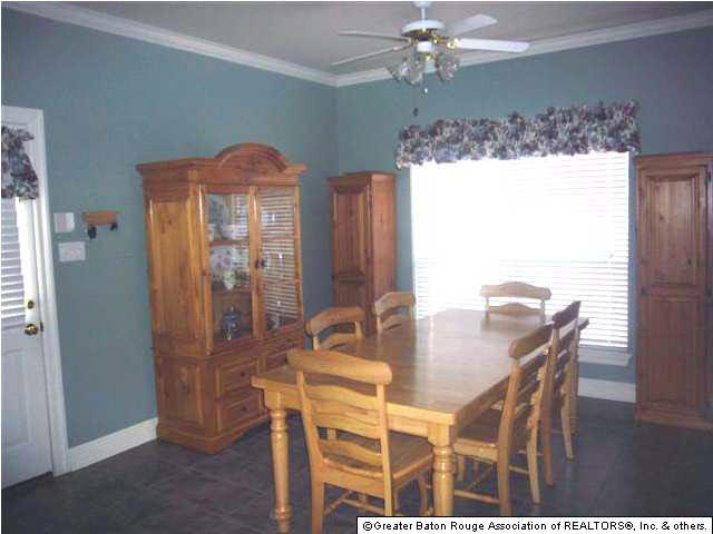 17744 Twin Ridge Avenue Baton Rouge, LA 70817 - Photo 5 of 8 Gallery Image 5