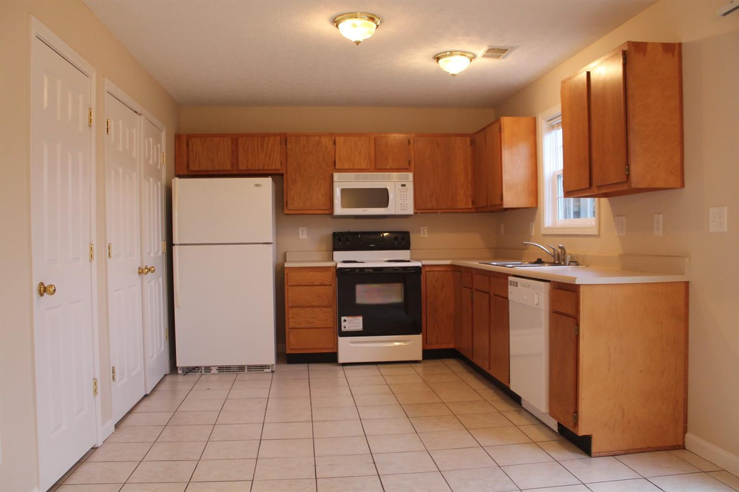 621 Miles Road Nicholasville, KY 40356 - Photo 4 of 14 Photo 4