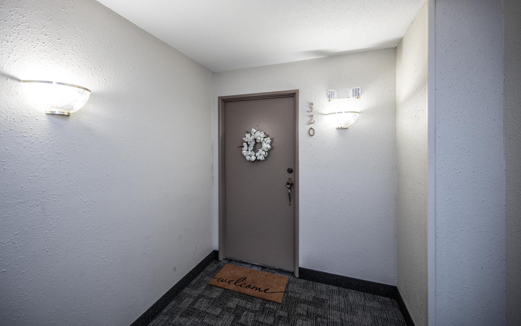 10301 Cedar Lake Road, Unit 320 Minnetonka, MN 55305 - Photo 19 of 28