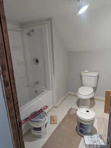 $259,999 | 1045 8th Street, Hempstead, TX 77445