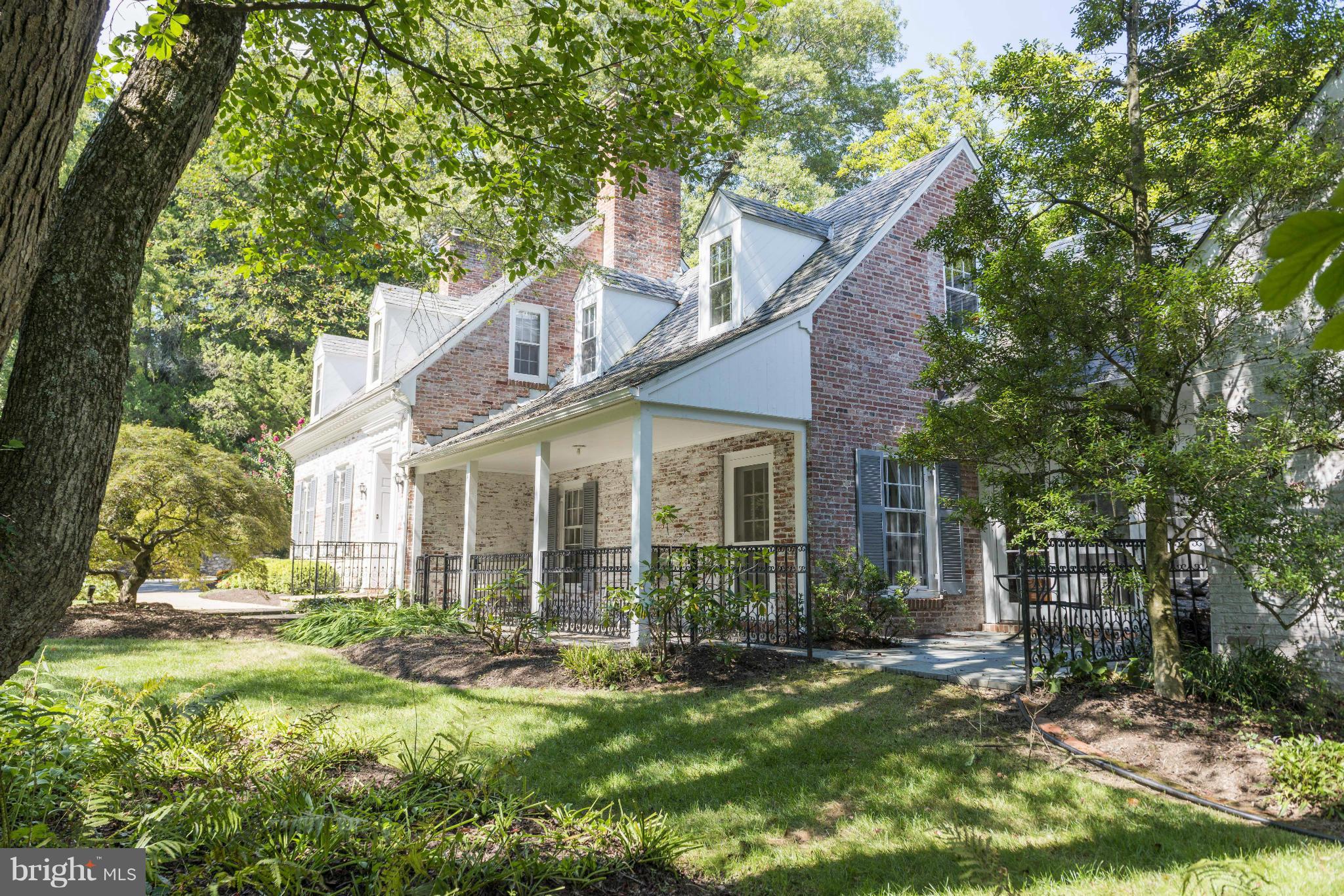 1908 Ruxton Road Baltimore, MD 21204 - Photo 25 of 29 a view of a house with yard and sitting area