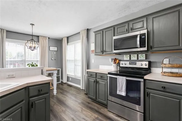 $369,000 | 108 Brightleaf Court, Archdale, NC 27263