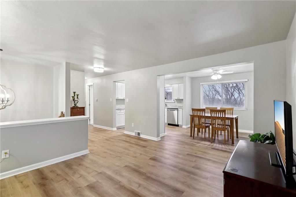 5374 Hardt Road Gibsonia, PA 15044 - Photo 5 of 49 a view of a livingroom with furniture and wooden floor