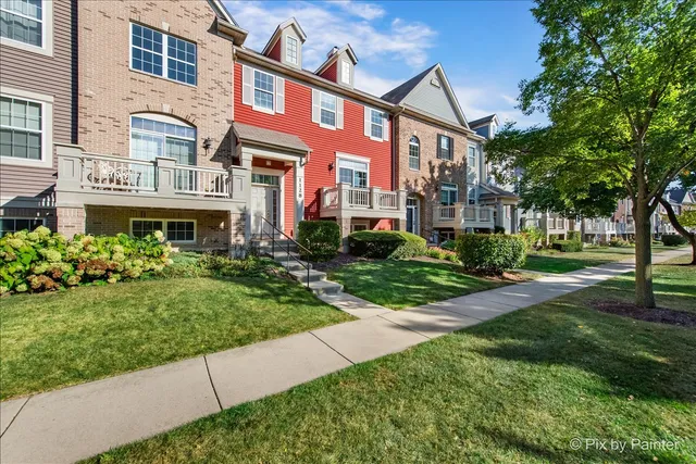 a view of a garden with a fountain