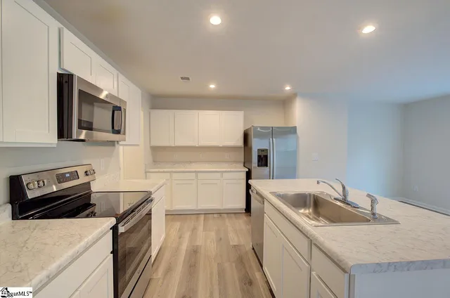 $2,349 | 504 Mills Hill Way, Greenville, SC 29605