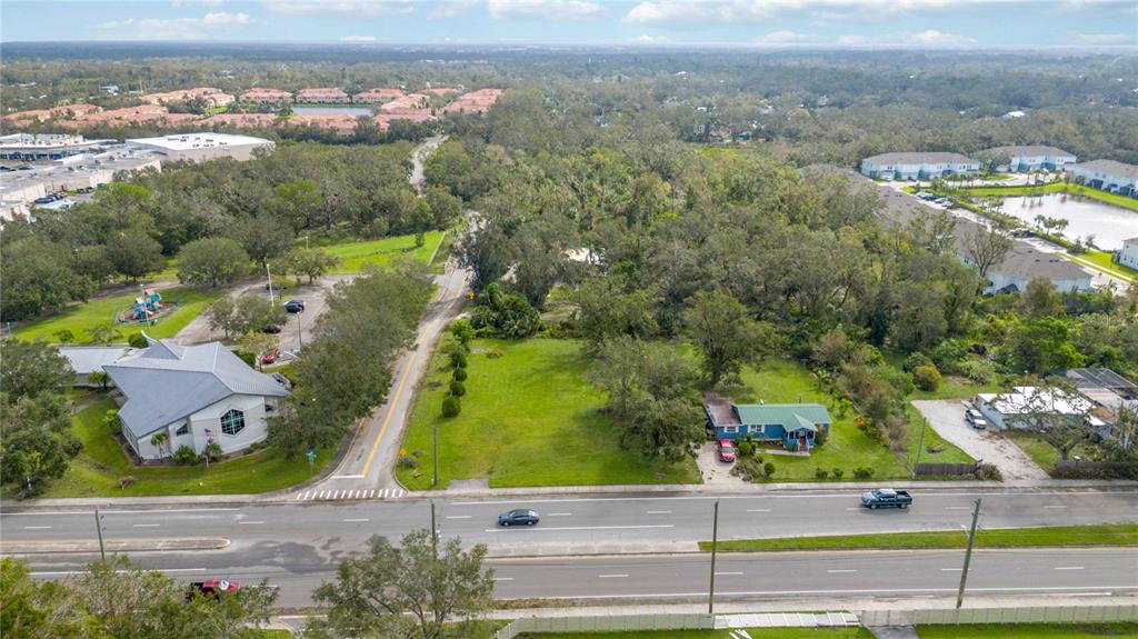 5818 North Lockwood Ridge Road Sarasota, FL 34243 - Photo 14 of 18 Gallery Image 14