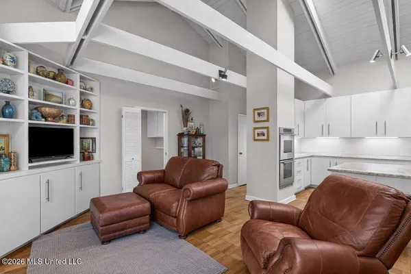 $349,500 | 825 Crestview Drive, Yazoo City, MS 39194