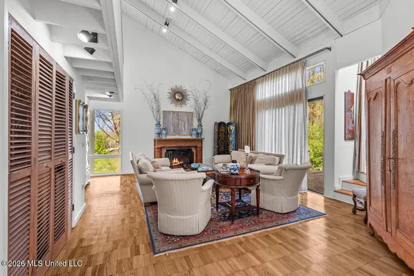 $349,500 | 825 Crestview Drive, Yazoo City, MS 39194