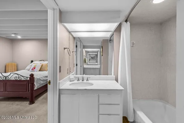 $349,500 | 825 Crestview Drive, Yazoo City, MS 39194