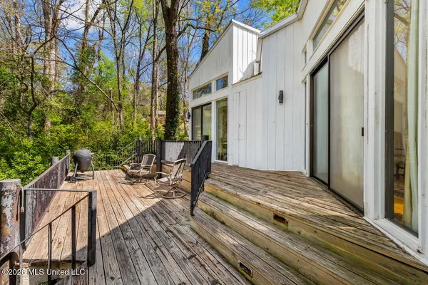 $349,500 | 825 Crestview Drive, Yazoo City, MS 39194