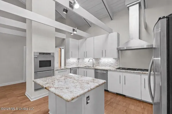 $349,500 | 825 Crestview Drive, Yazoo City, MS 39194