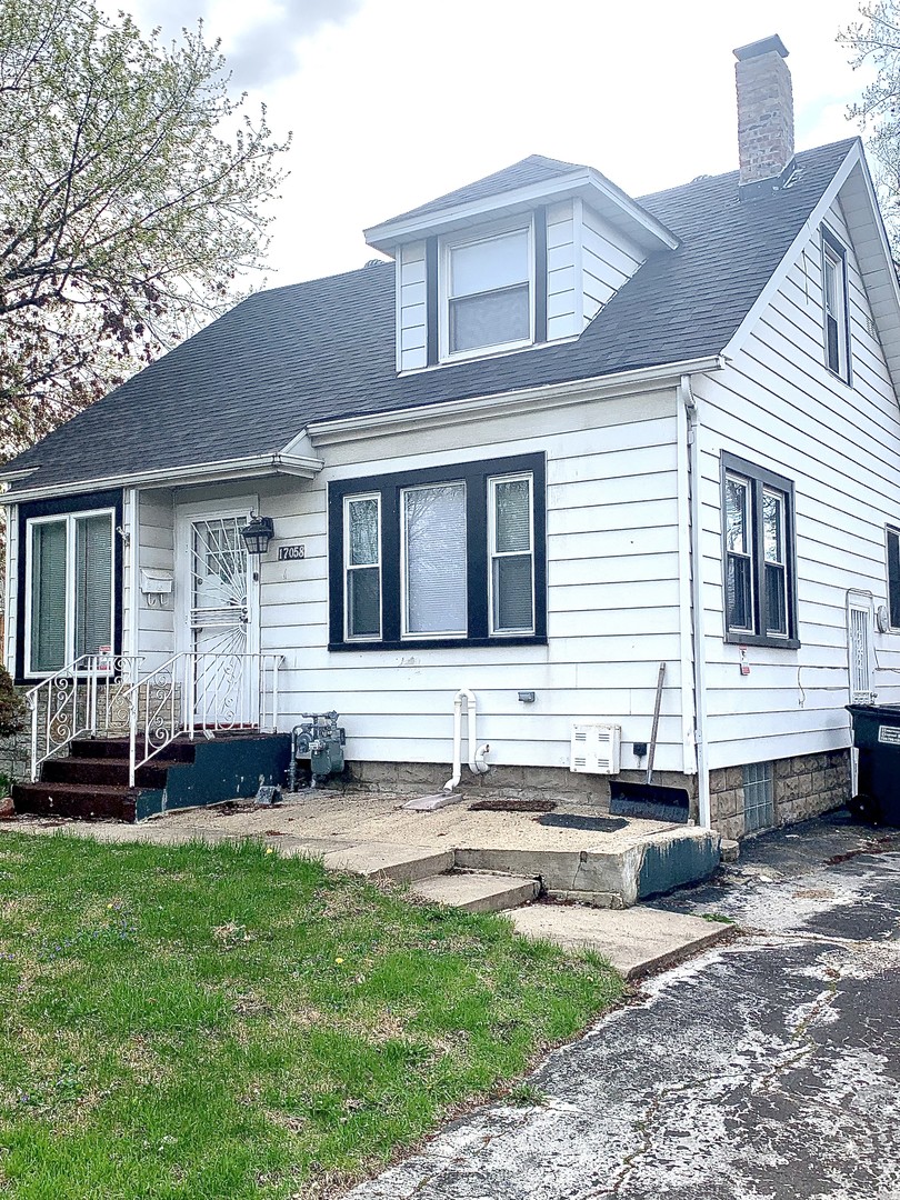17058 Anthony Avenue Hazel Crest, IL 60429 - Photo 2 of 20