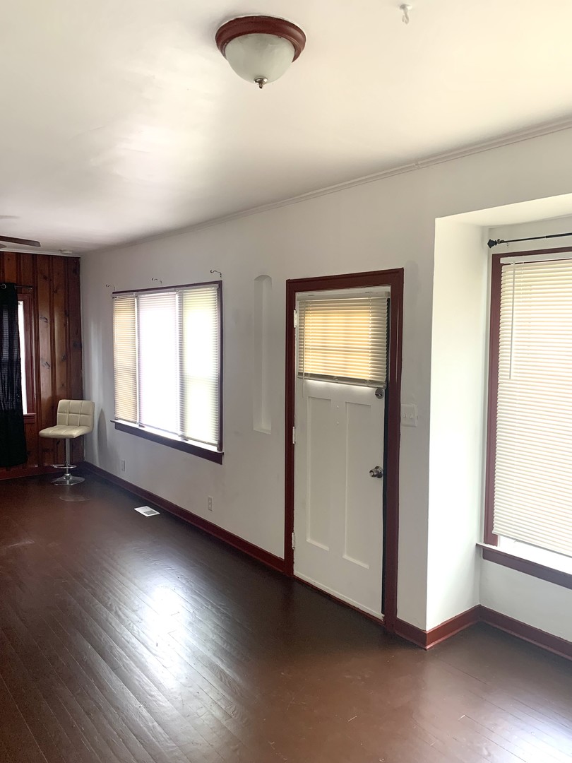 17058 Anthony Avenue Hazel Crest, IL 60429 - Photo 3 of 20