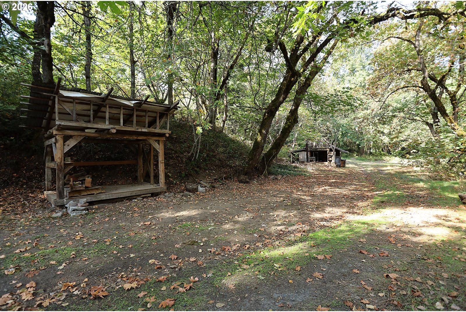 1250 Dry Creek Road Mosier, OR 97040 - Photo 13 of 42 Gallery Image 13