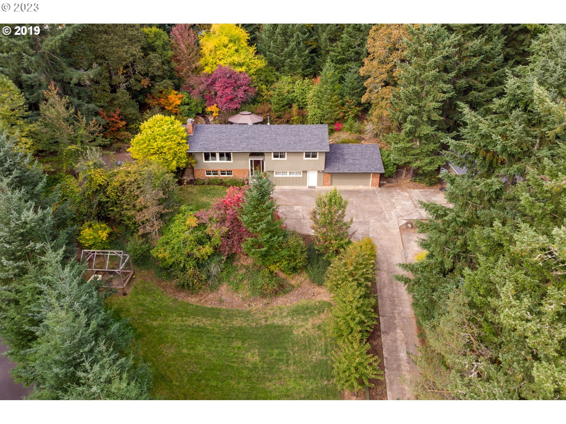 16645 South Bradley Road Oregon City, OR 97045 - Photo 1 of 41 Gallery Image 1