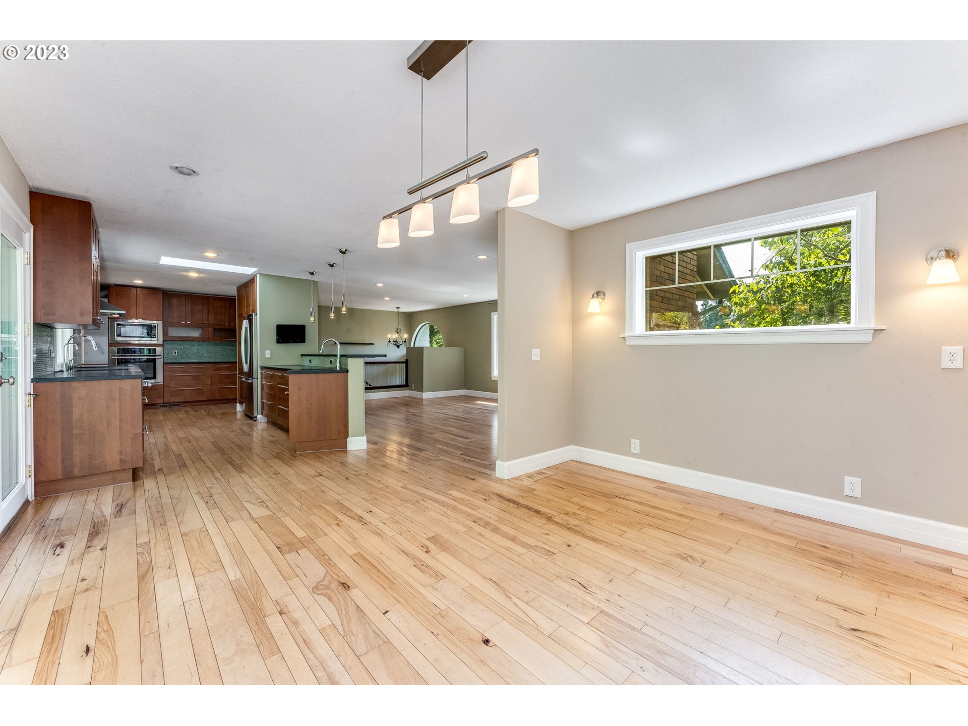 16645 South Bradley Road Oregon City, OR 97045 - Photo 11 of 41 Gallery Image 11