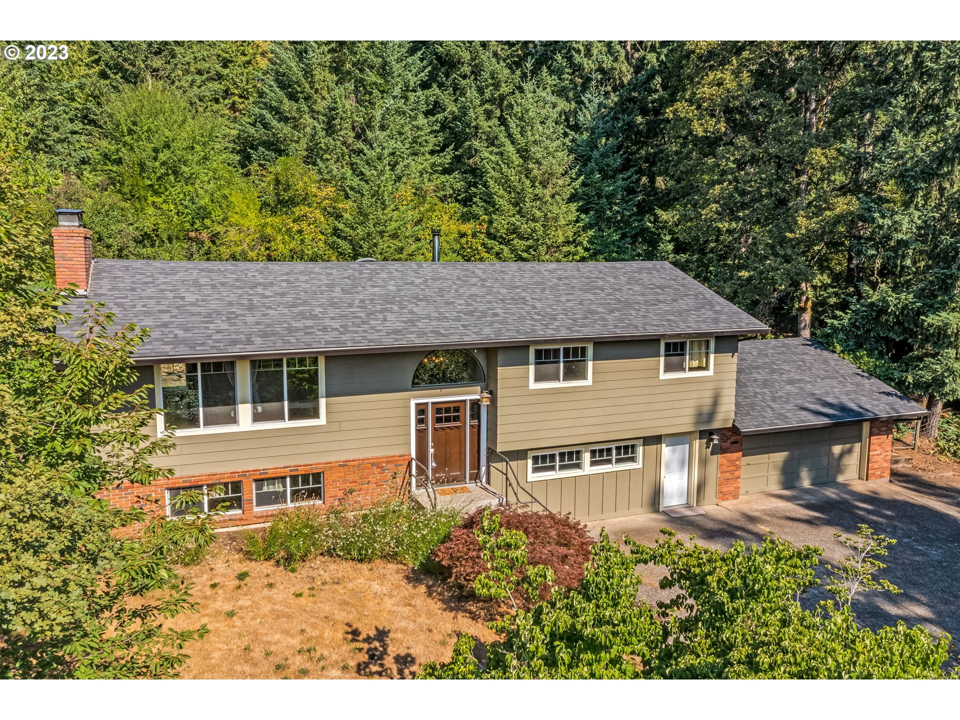 16645 South Bradley Road Oregon City, OR 97045 - Photo 5 of 41 Gallery Image 5