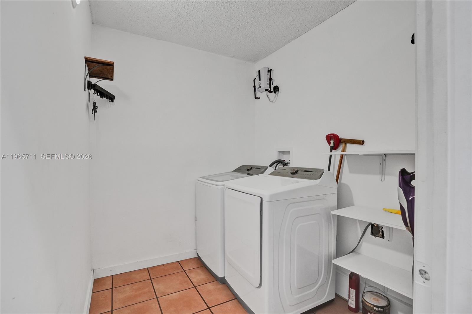 15502 Southwest 137th Place Miami, FL 33177 - Photo 20 of 82