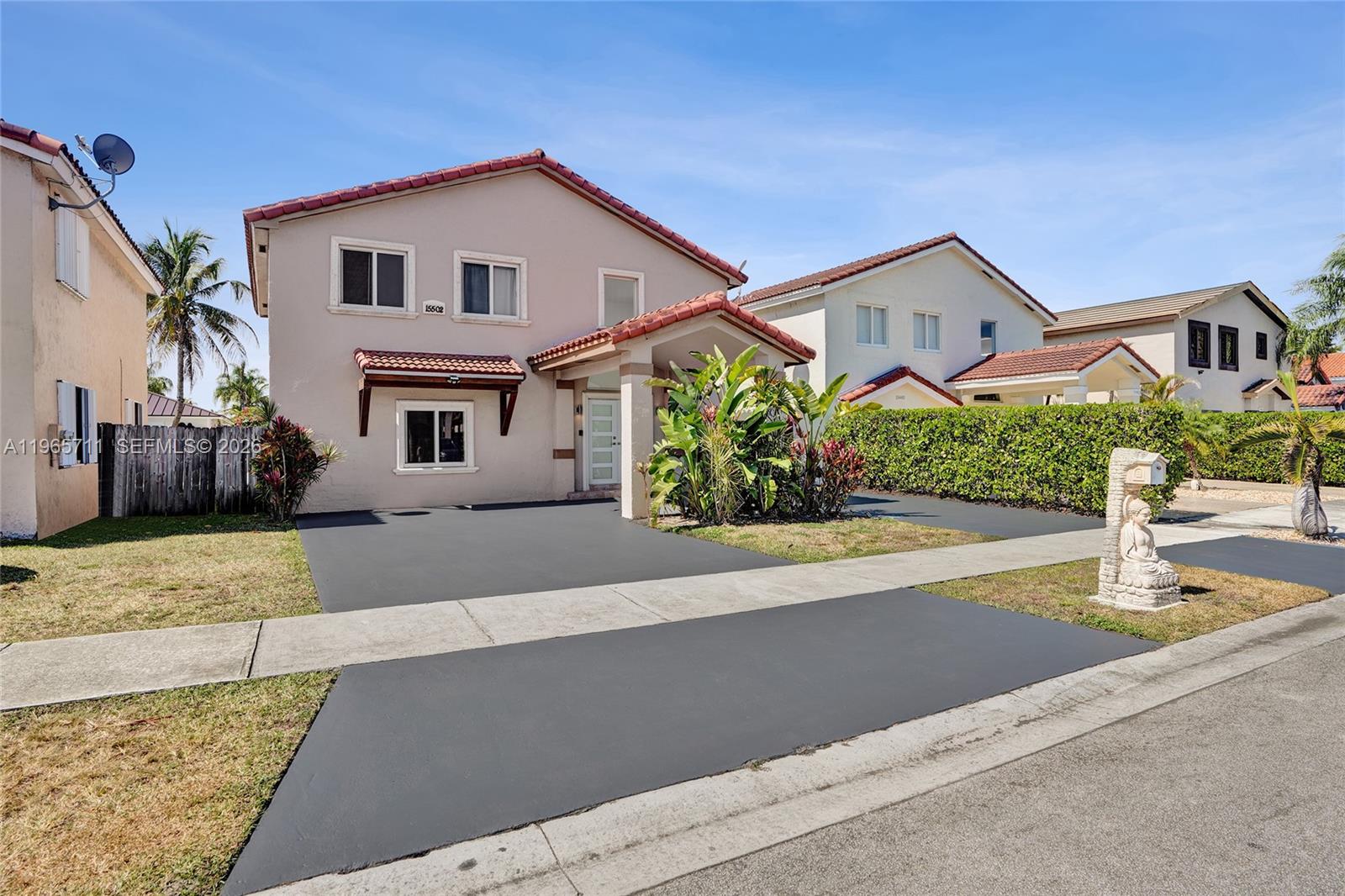 15502 Southwest 137th Place Miami, FL 33177 - Photo 2 of 82