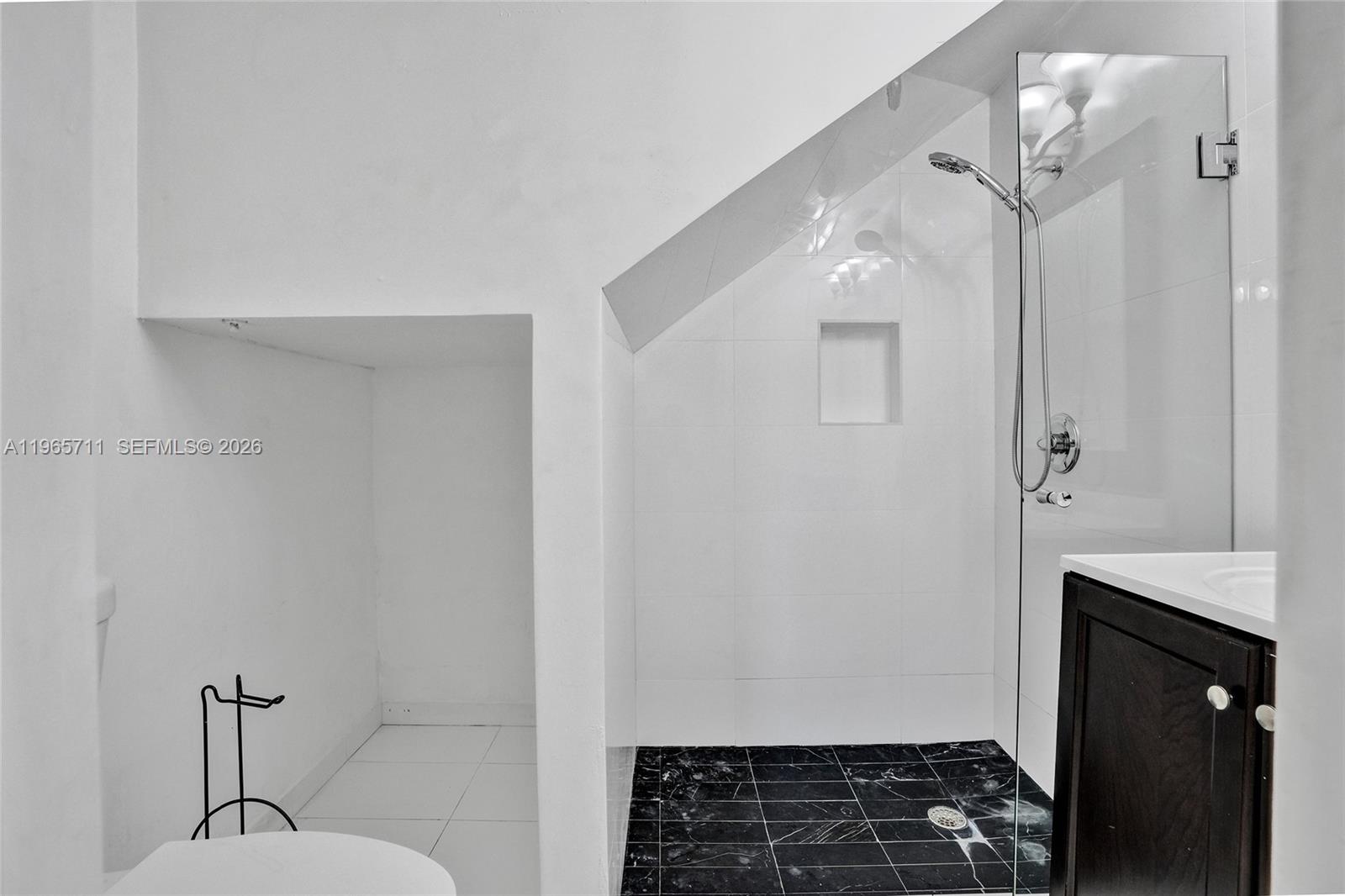 15502 Southwest 137th Place Miami, FL 33177 - Photo 26 of 82