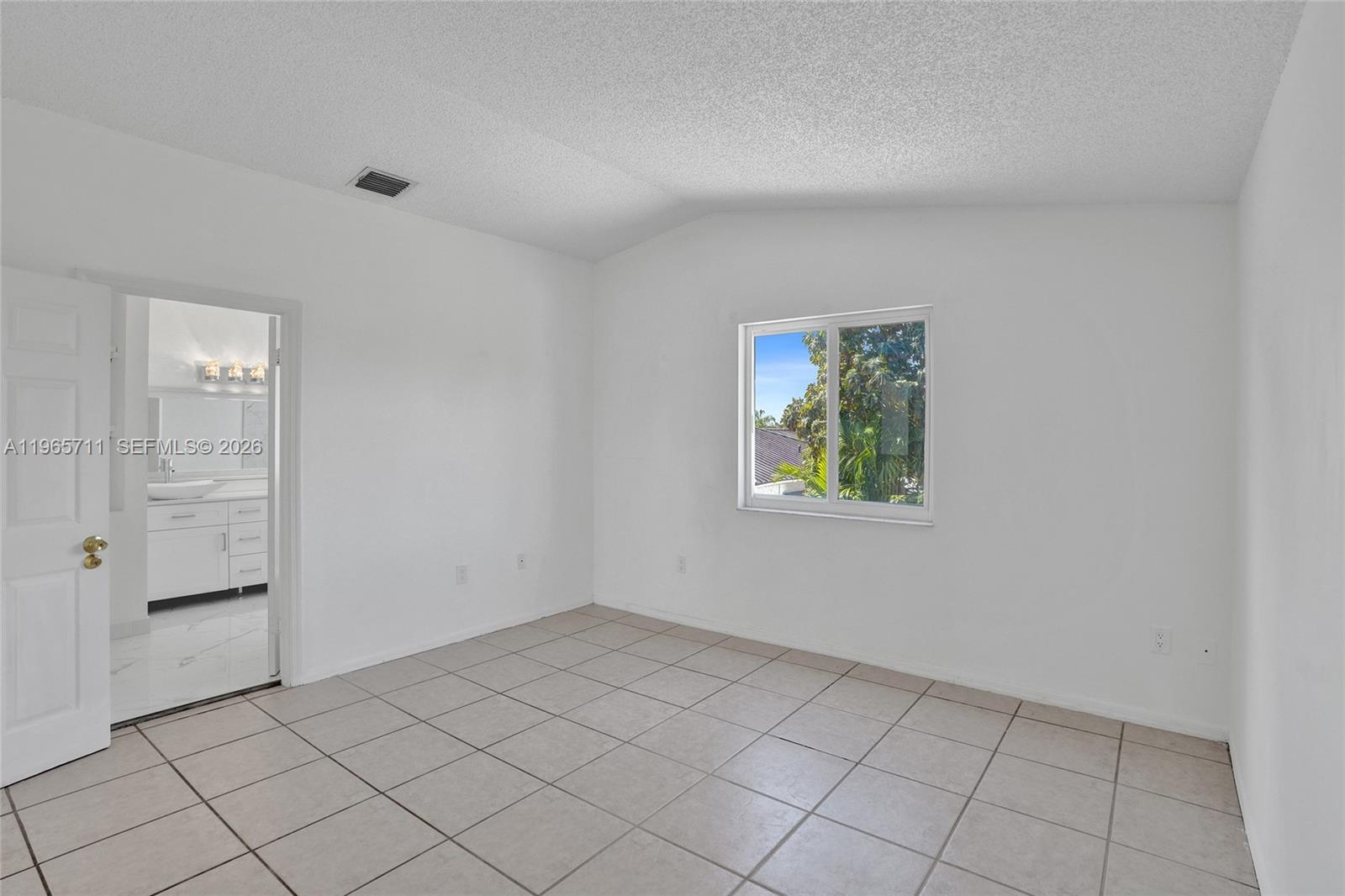 15502 Southwest 137th Place Miami, FL 33177 - Photo 29 of 82
