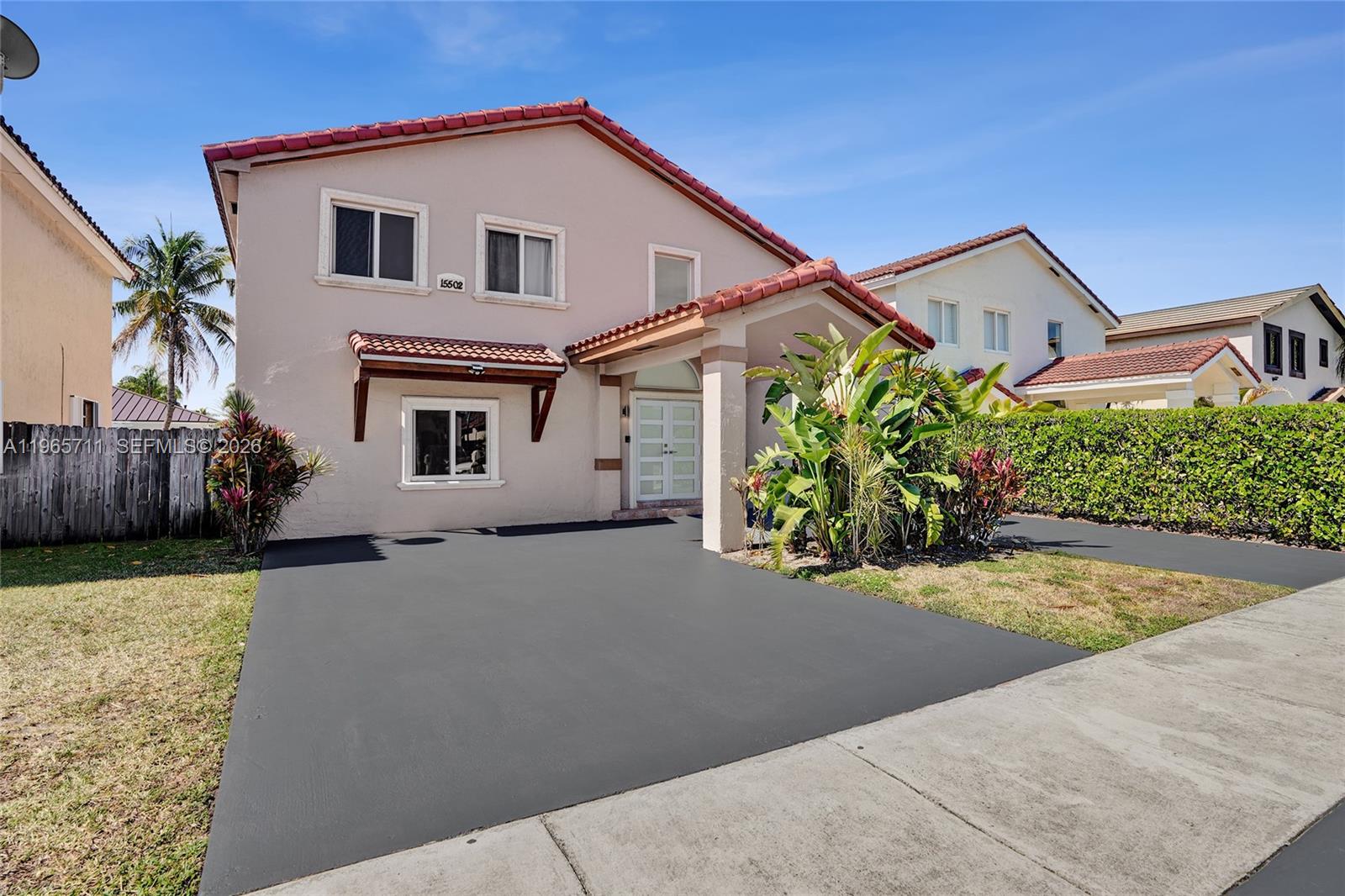 15502 Southwest 137th Place Miami, FL 33177 - Photo 3 of 82