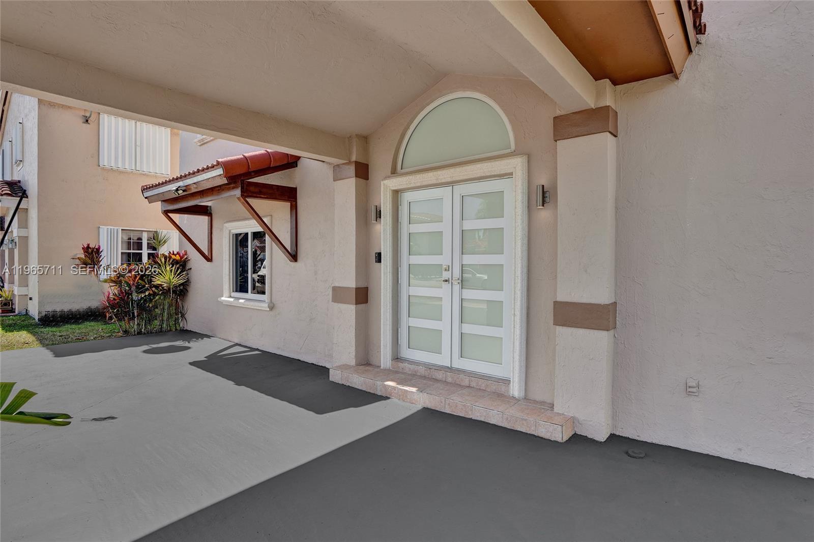 15502 Southwest 137th Place Miami, FL 33177 - Photo 4 of 82
