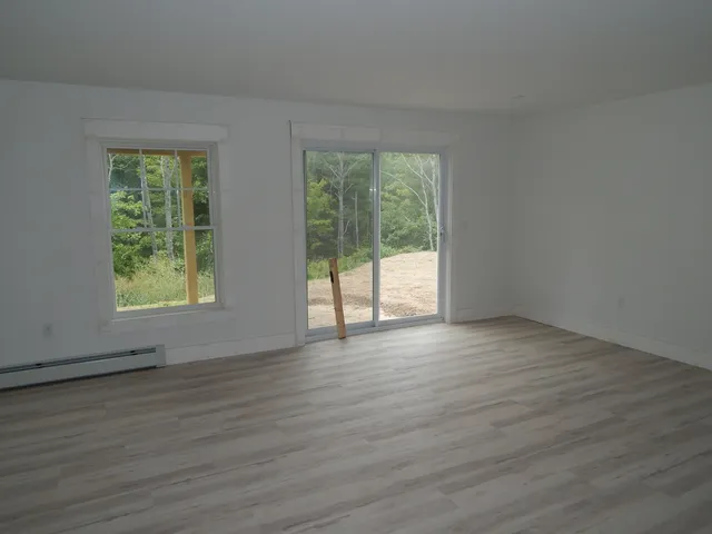 $949,500 | 79 Pasture Lane, Brownfield, ME 04010