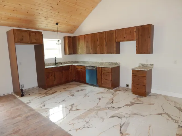 $949,500 | 79 Pasture Lane, Brownfield, ME 04010