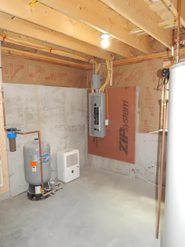 $949,500 | 79 Pasture Lane, Brownfield, ME 04010