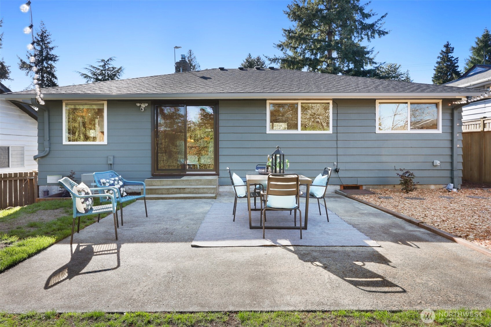 10618 35th Avenue Southwest Seattle, WA 98146 - Photo 20 of 23
