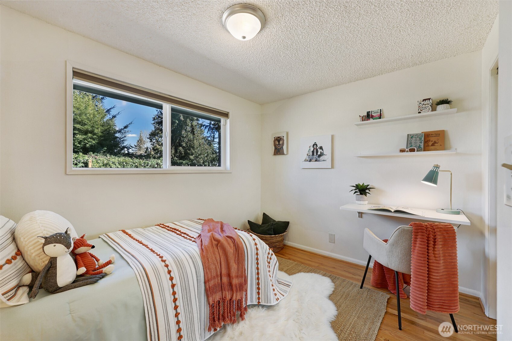 10618 35th Avenue Southwest Seattle, WA 98146 - Photo 8 of 23