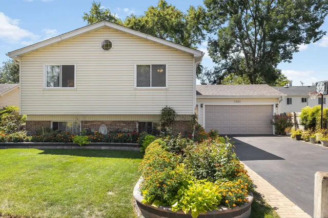 $510,000 | 1151 Whitehall Street, Lombard, IL 60148