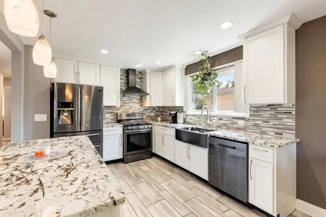 $510,000 | 1151 Whitehall Street, Lombard, IL 60148