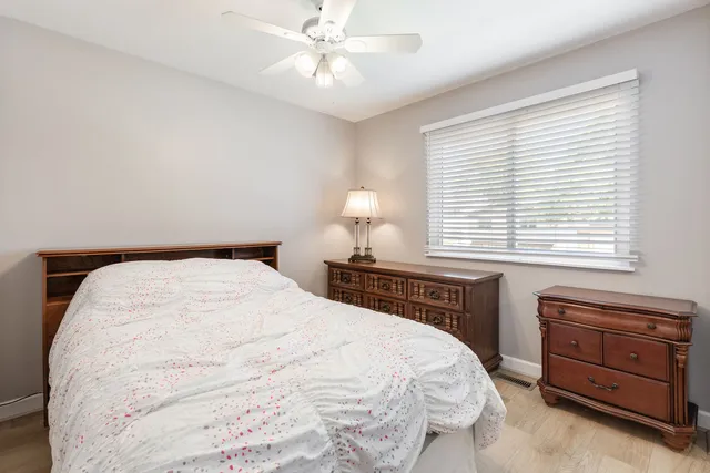 $510,000 | 1151 Whitehall Street, Lombard, IL 60148