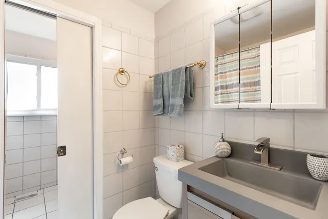 $510,000 | 1151 Whitehall Street, Lombard, IL 60148